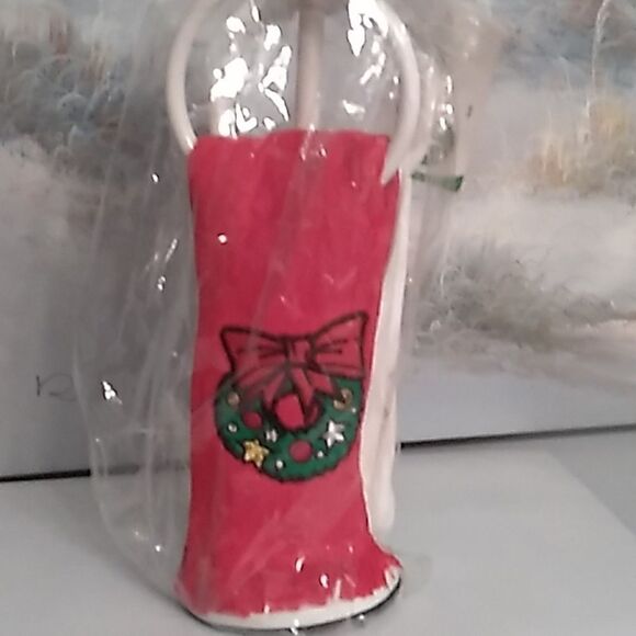 Table Top Towel Holder - Picture 2 of 7